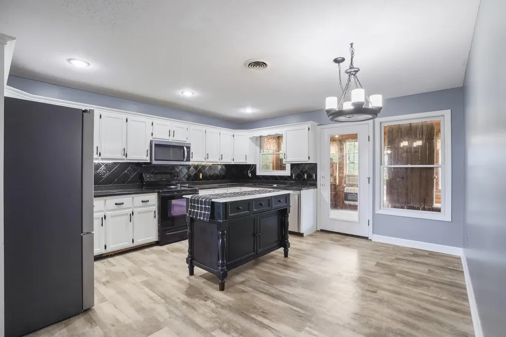393 Summer Hill Drive Somerset KY 42503