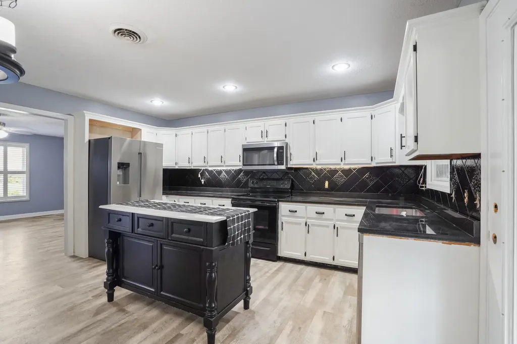 393 Summer Hill Drive Somerset KY 42503