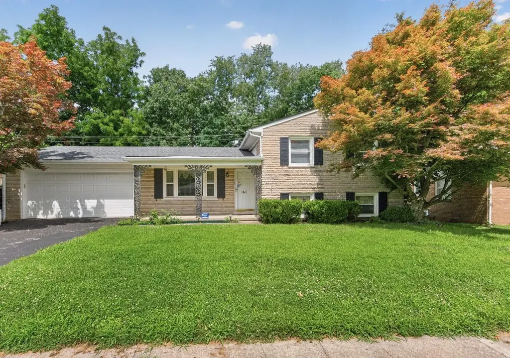1041 Camellia Drive Lexington KY 40504