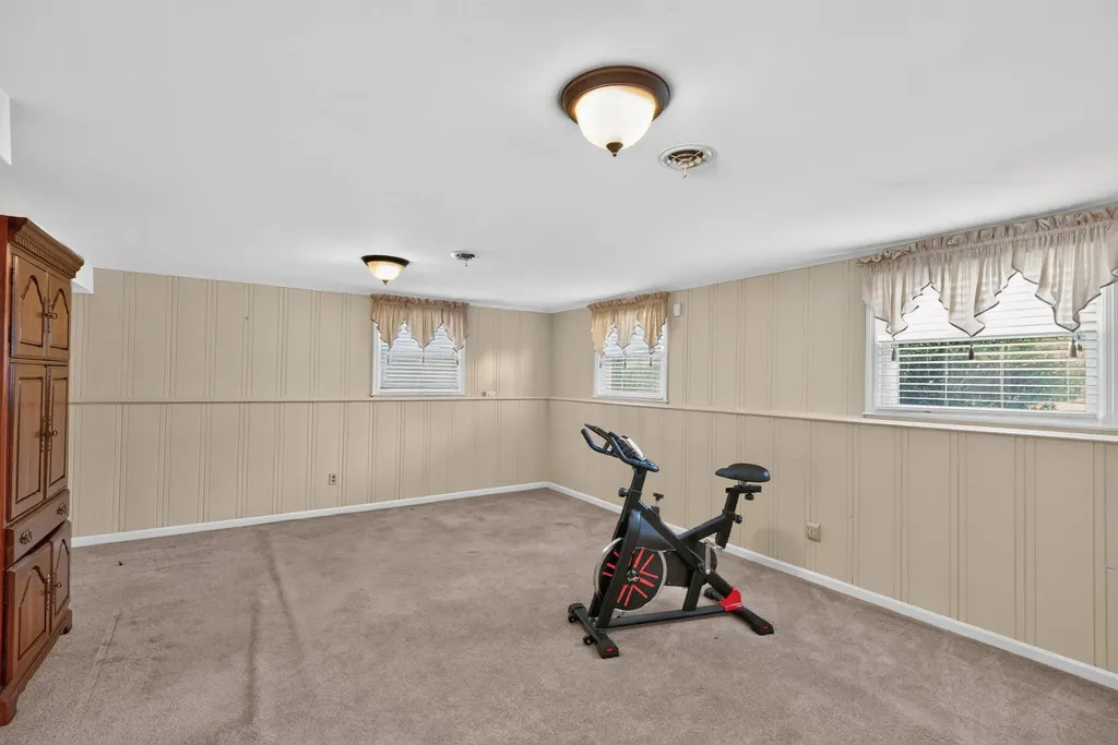 1041 Camellia Drive Lexington KY 40504