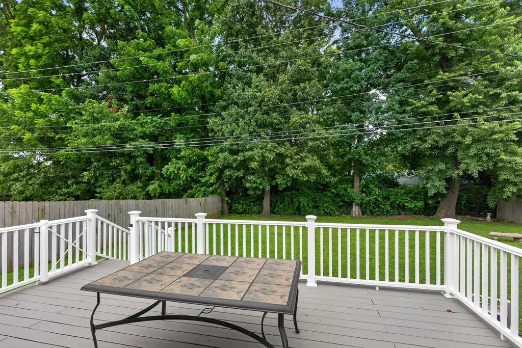 1041 Camellia Drive Lexington KY 40504