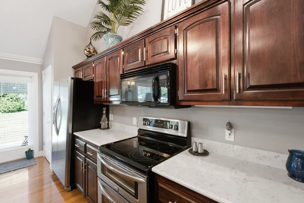 1080 Bay Colony Drive Richmond KY 40475