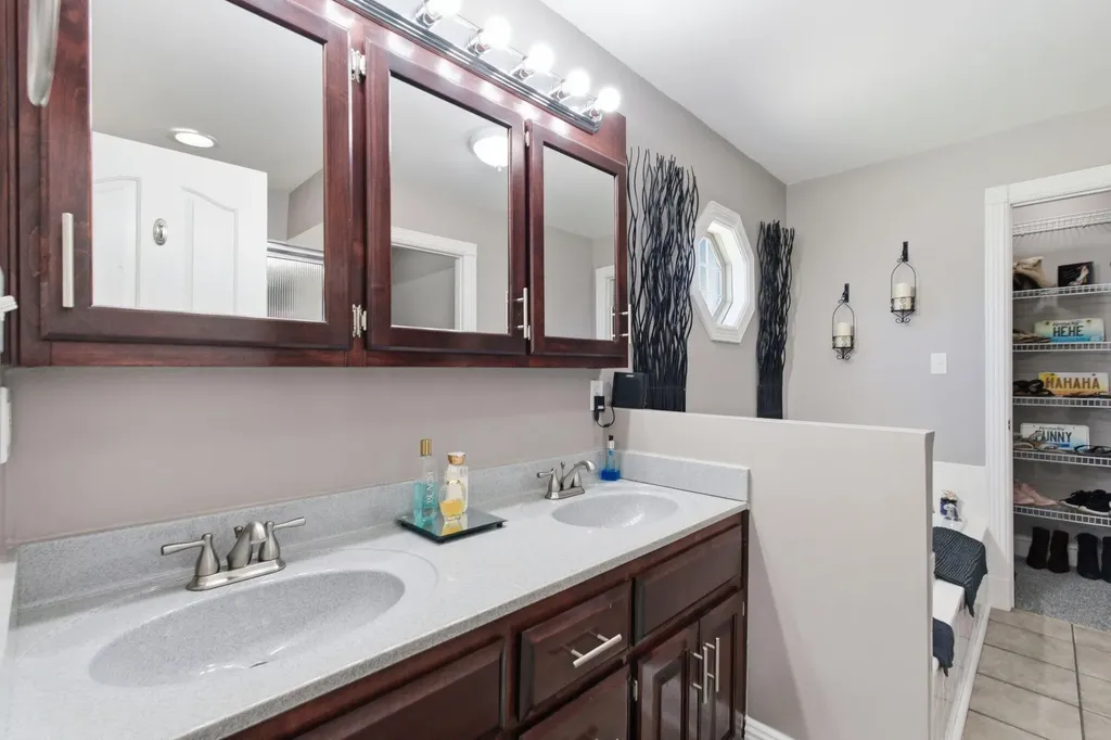 1080 Bay Colony Drive Richmond KY 40475