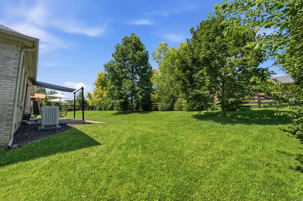 1080 Bay Colony Drive Richmond KY 40475