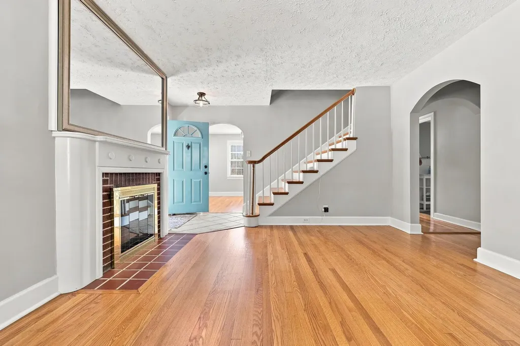 624 Blue Ash Drive Lexington KY 40503