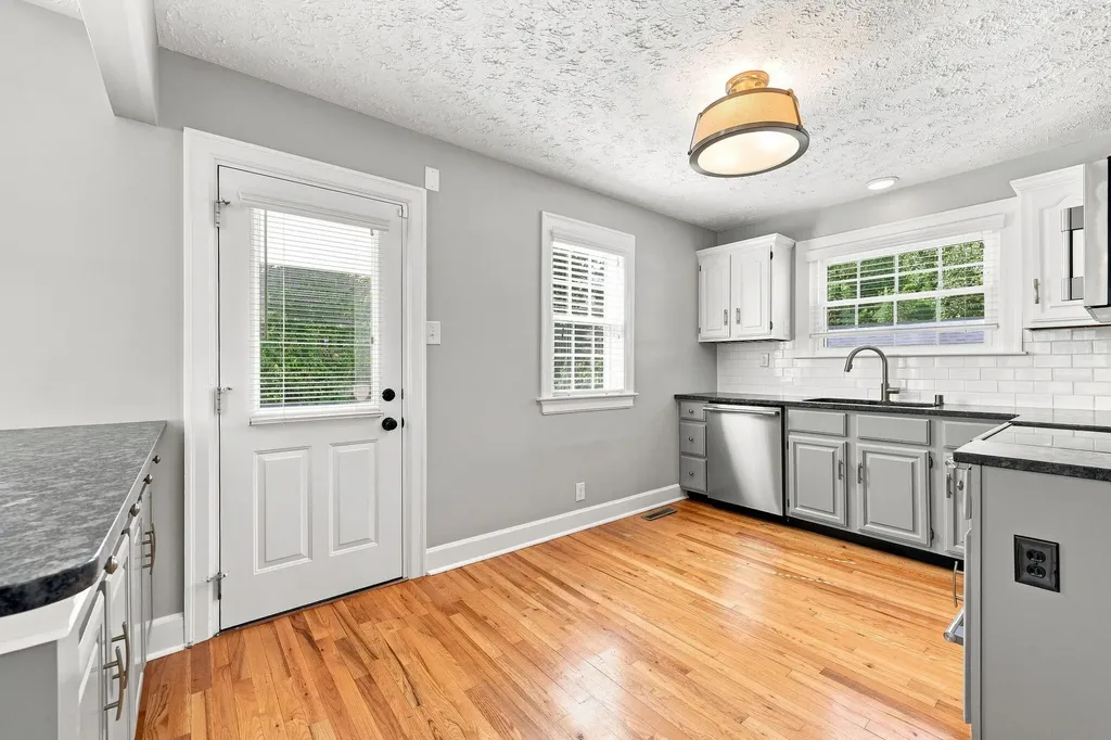 624 Blue Ash Drive Lexington KY 40503