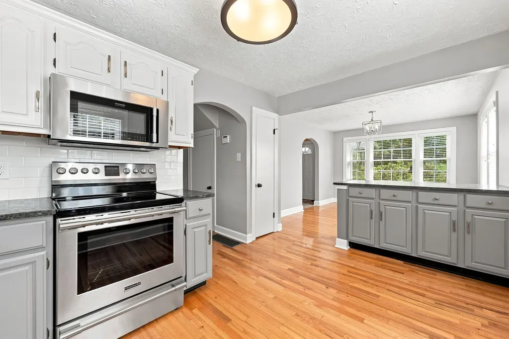 624 Blue Ash Drive Lexington KY 40503