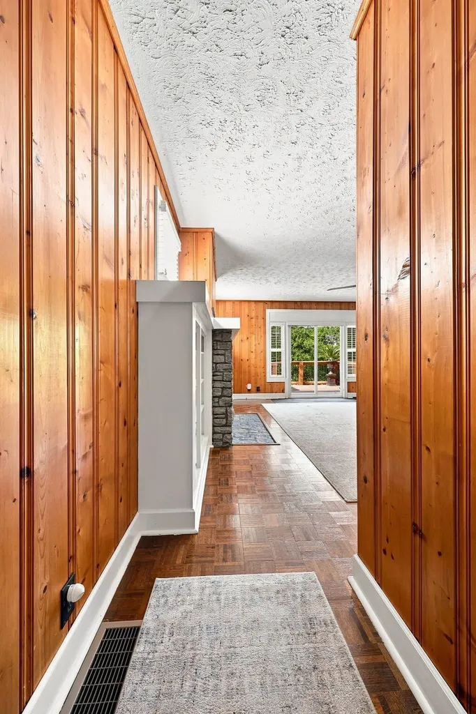 624 Blue Ash Drive Lexington KY 40503