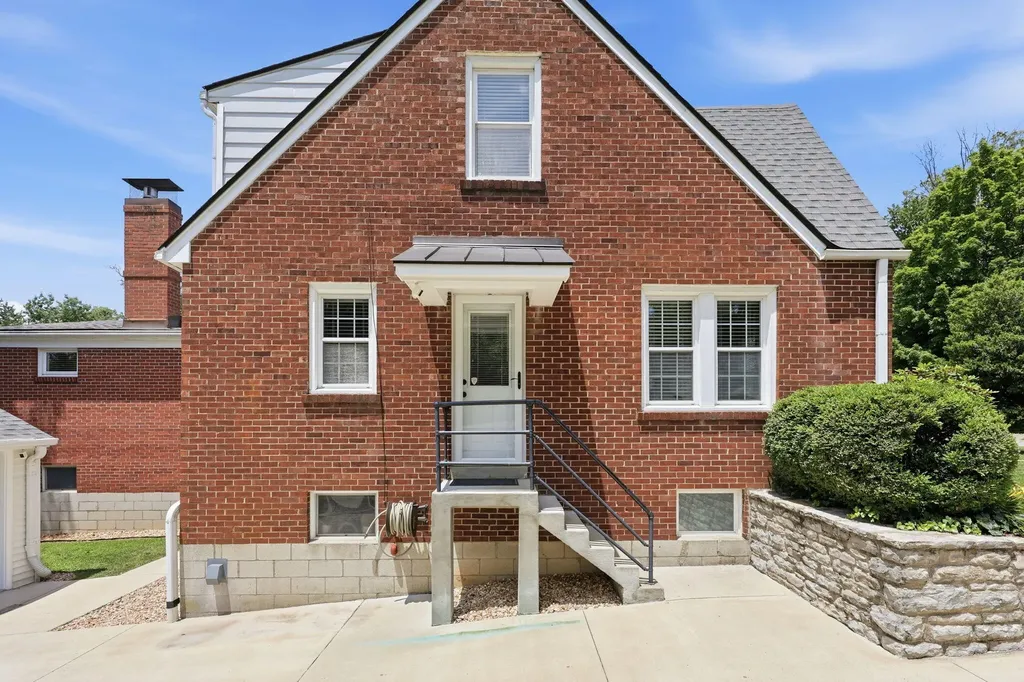 624 Blue Ash Drive Lexington KY 40503