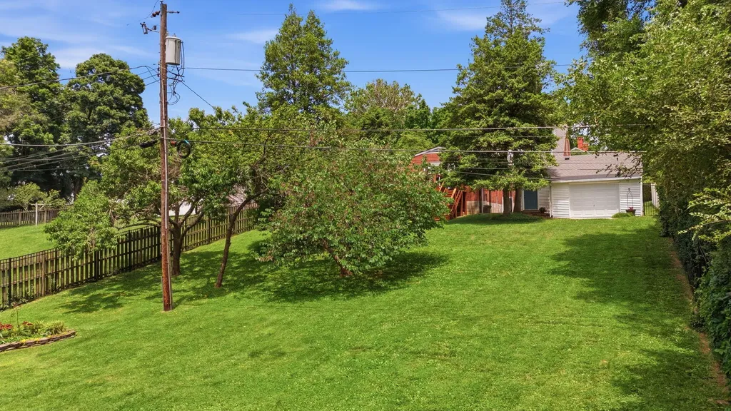 624 Blue Ash Drive Lexington KY 40503