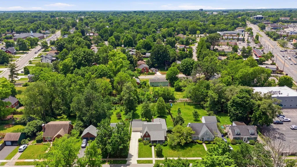 624 Blue Ash Drive Lexington KY 40503