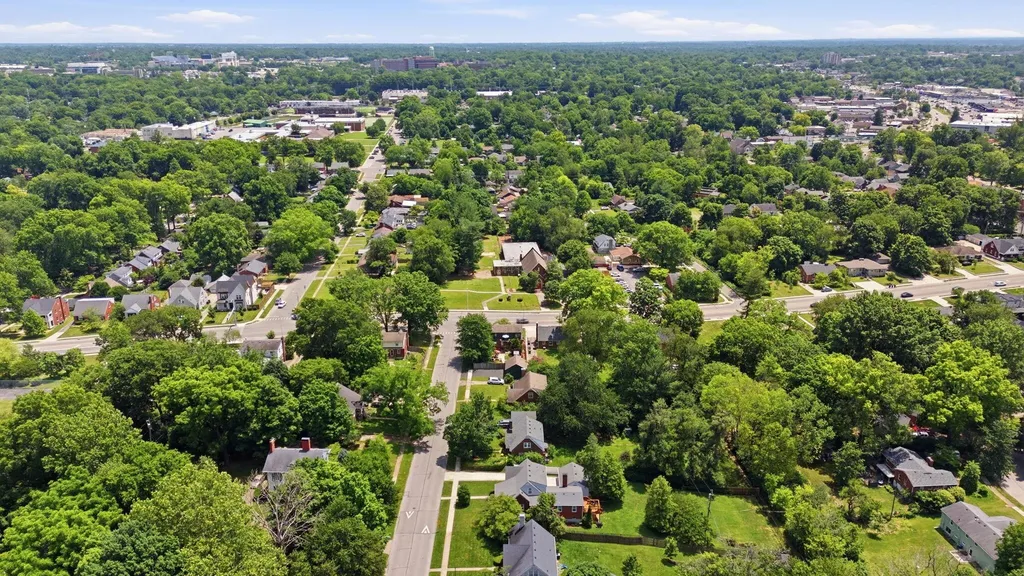 624 Blue Ash Drive Lexington KY 40503