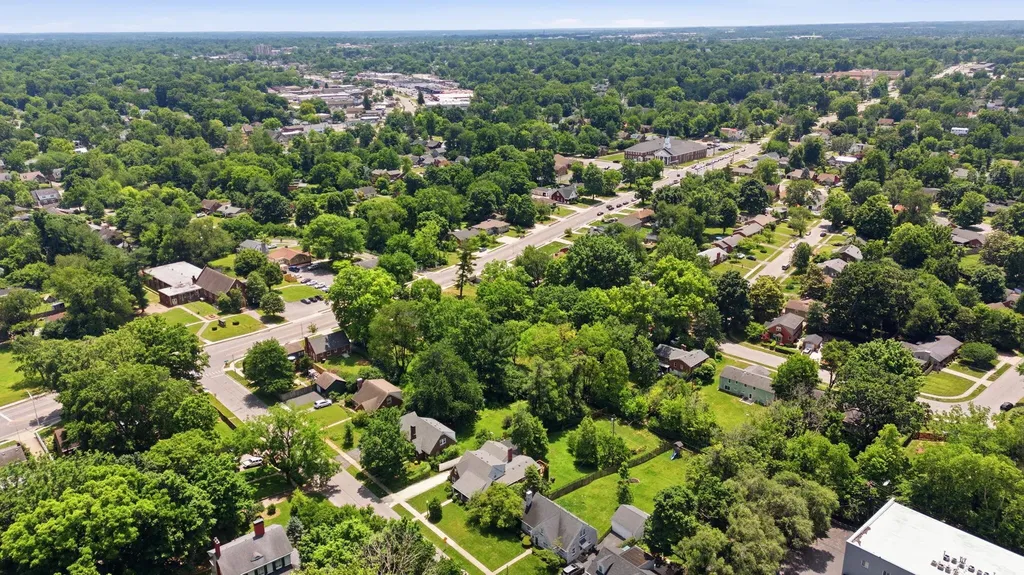 624 Blue Ash Drive Lexington KY 40503