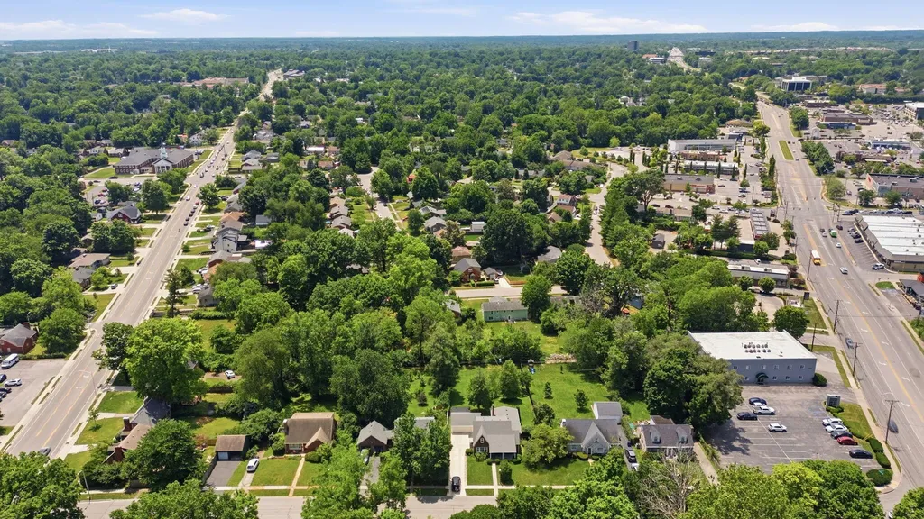 624 Blue Ash Drive Lexington KY 40503