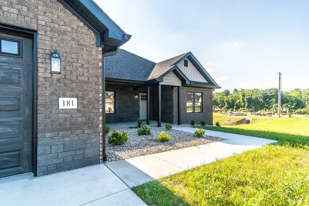 181 Central Park Avenue Berea KY 40403
