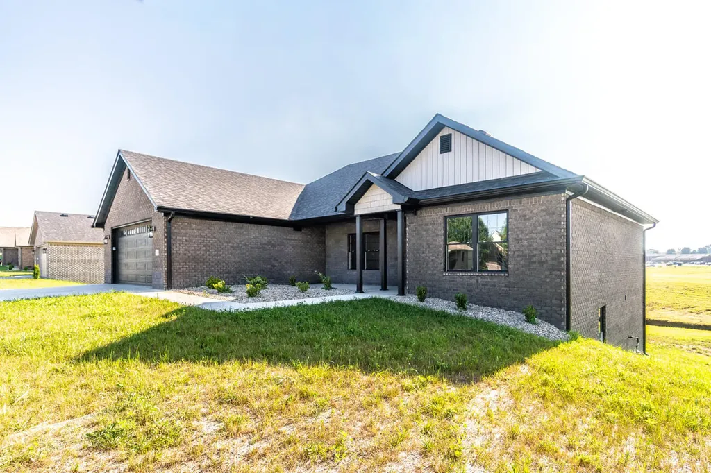 181 Central Park Avenue Berea KY 40403