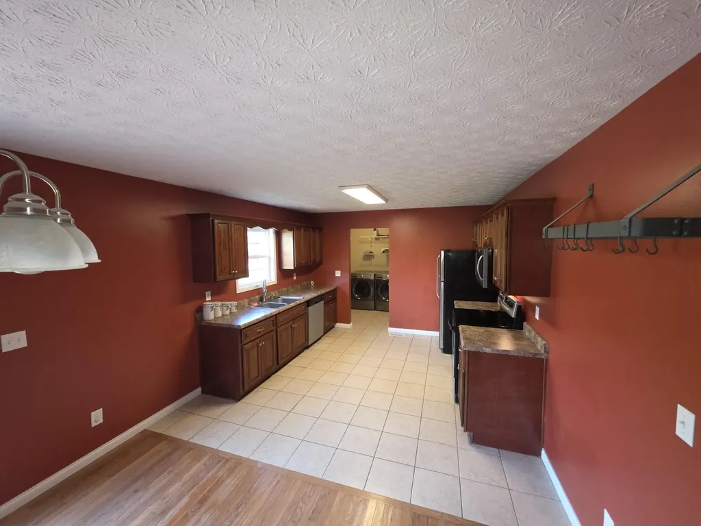 1968 Holly Grove Road Corbin KY 40701