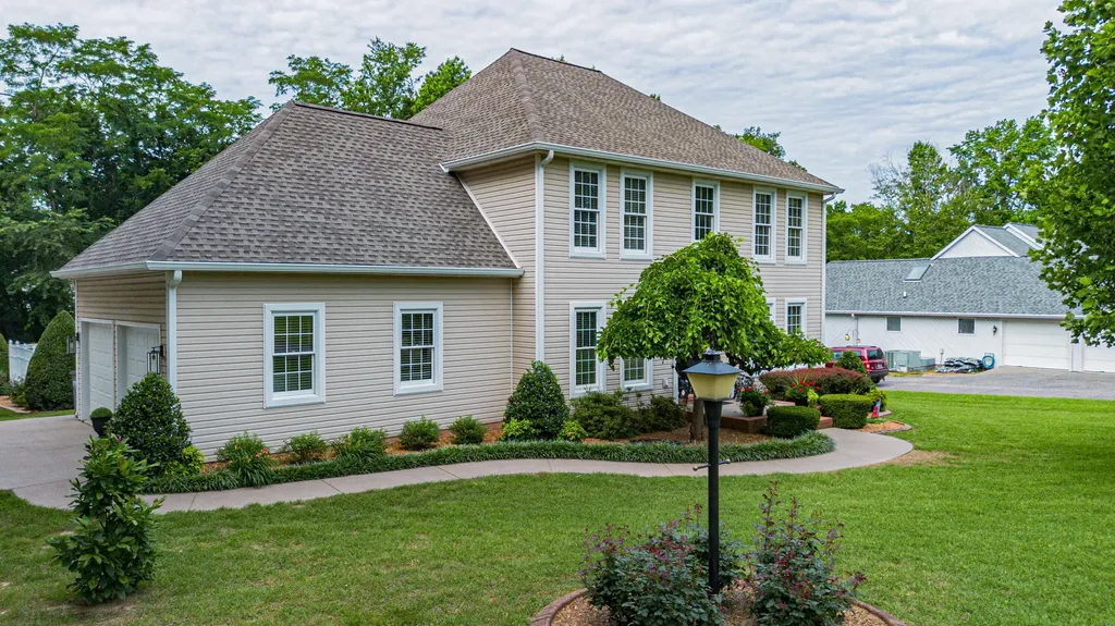 800 Coventry Trail Paducah KY 42003
