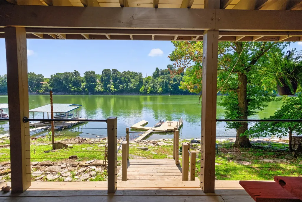 1724 Paradise Camp Road Harrodsburg KY 40330