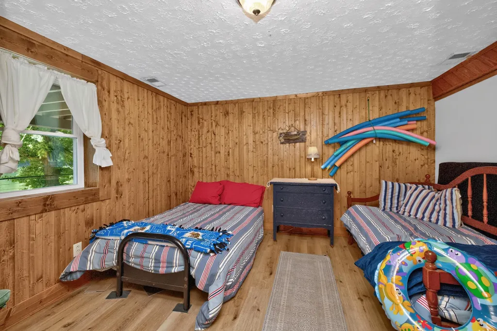 1724 Paradise Camp Road Harrodsburg KY 40330