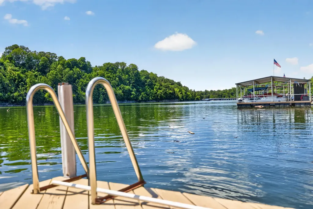 1724 Paradise Camp Road Harrodsburg KY 40330