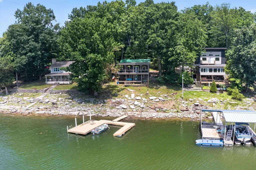 1724 Paradise Camp Road Harrodsburg KY 40330