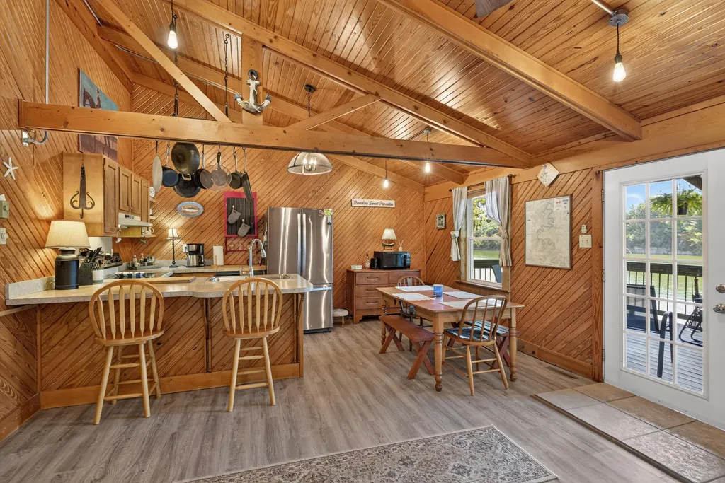 1724 Paradise Camp Road Harrodsburg KY 40330
