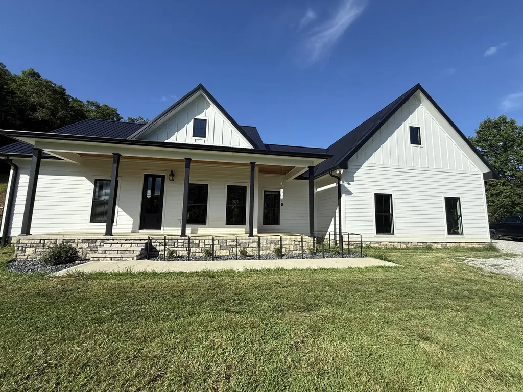 775 Powell Branch Road Bimble KY 40915