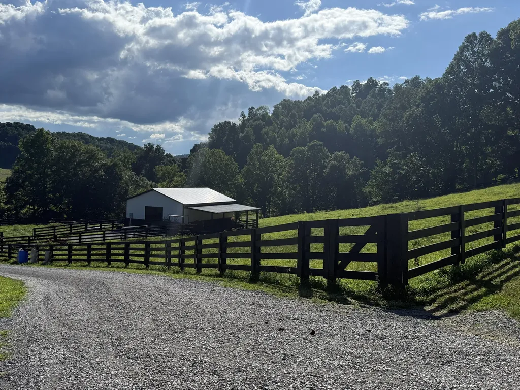 775 Powell Branch Road Bimble KY 40915
