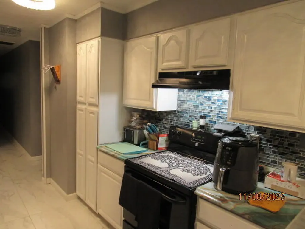 155 Deanne Drive Ledbetter KY 42058
