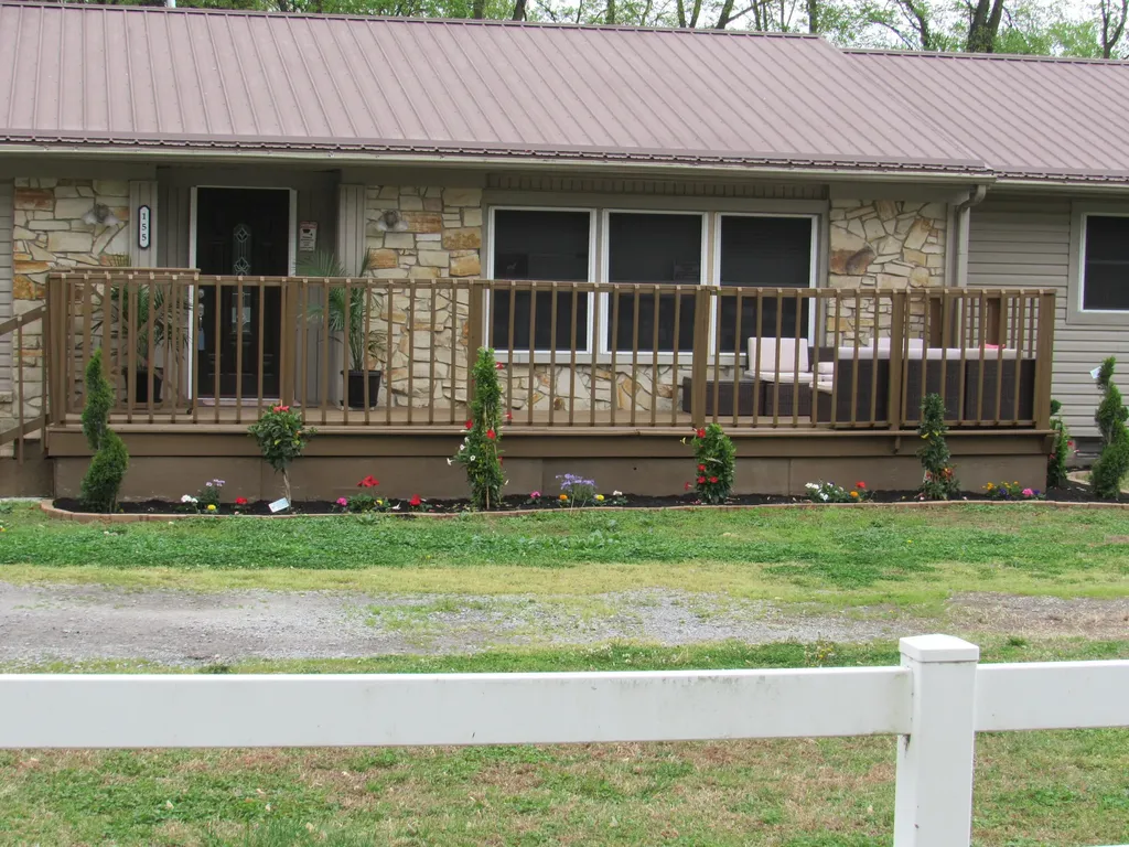 155 Deanne Drive Ledbetter KY 42058