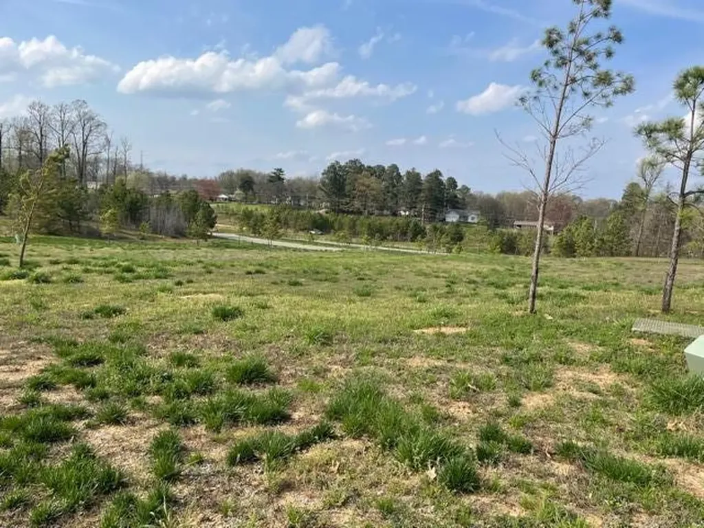 200 Falling Brook Dr Drive Paducah KY 42003