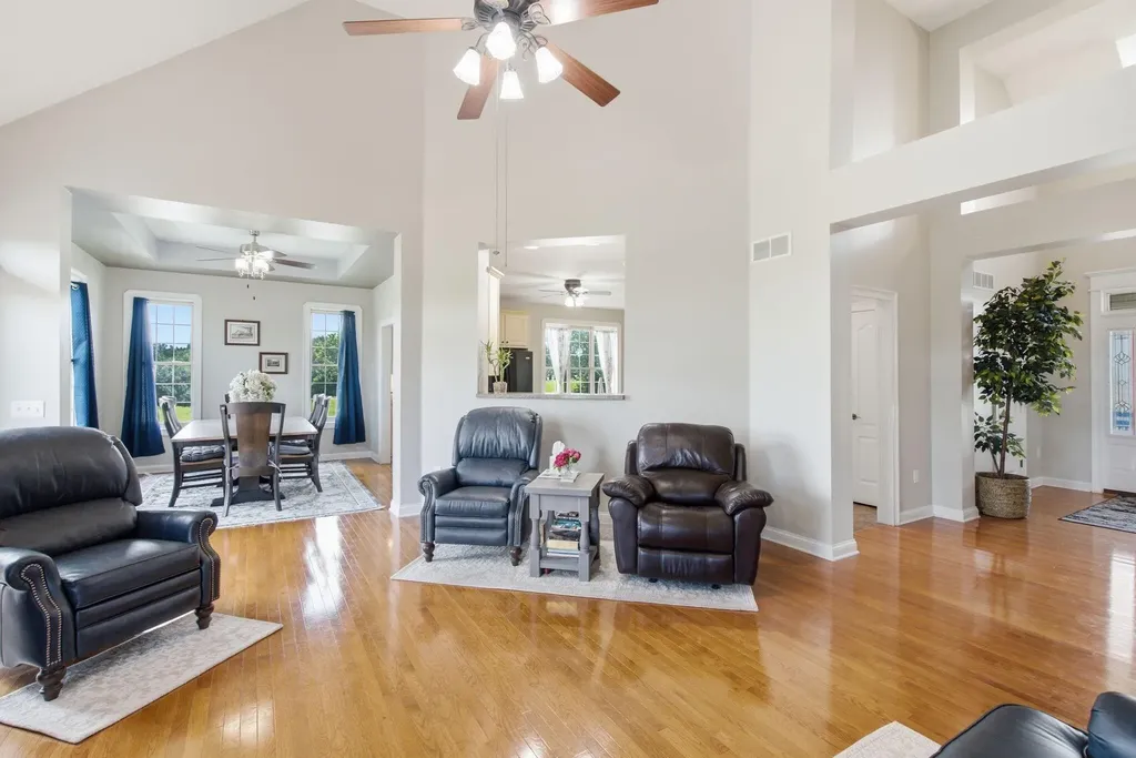 133 Levee Lane Hodgenville KY 42748