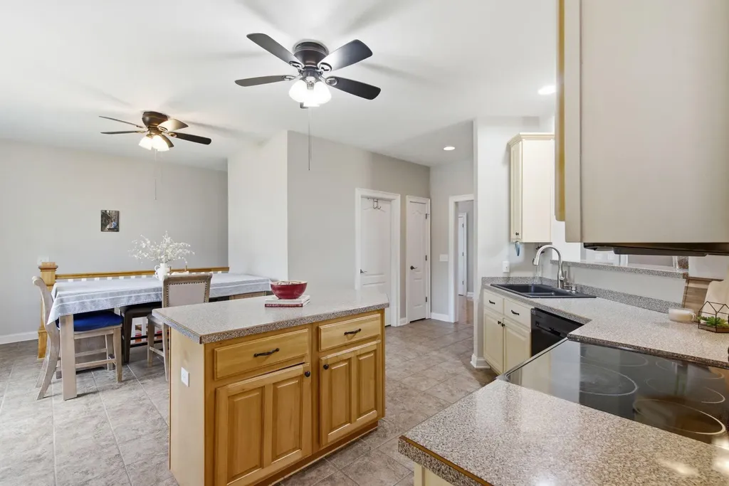 133 Levee Lane Hodgenville KY 42748