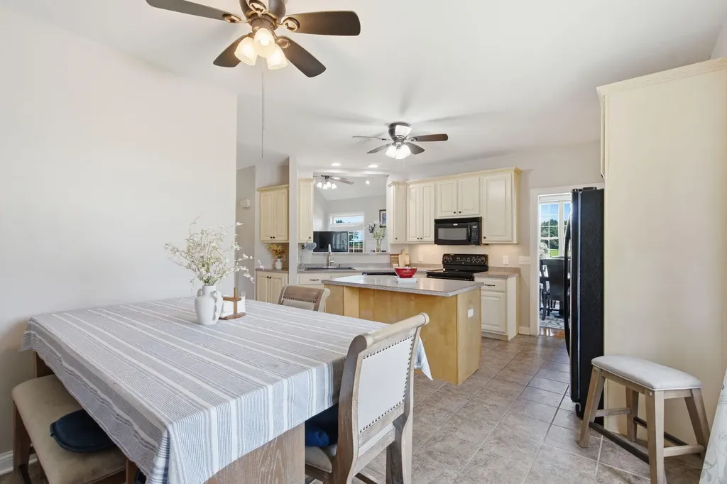 133 Levee Lane Hodgenville KY 42748