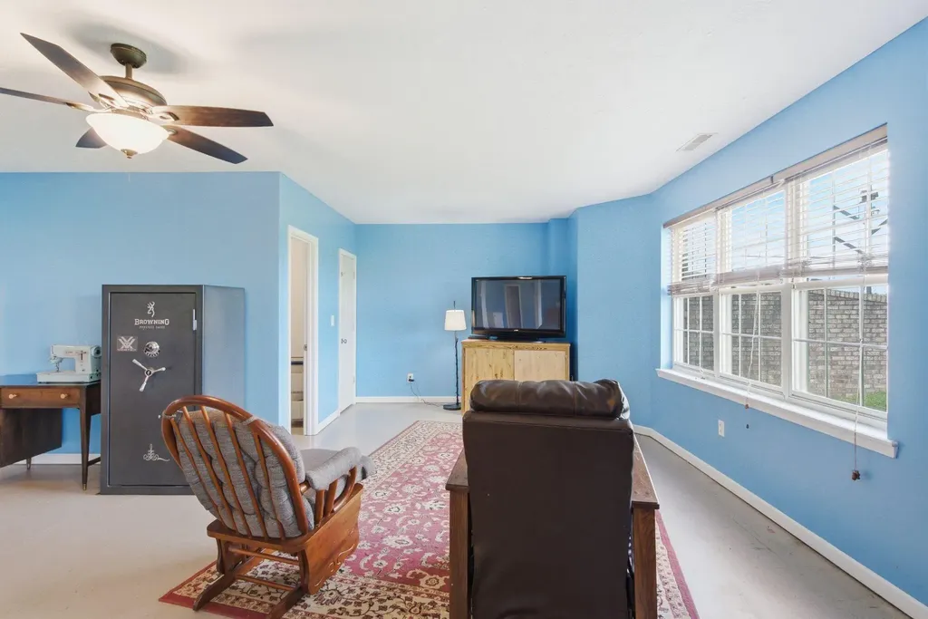 133 Levee Lane Hodgenville KY 42748