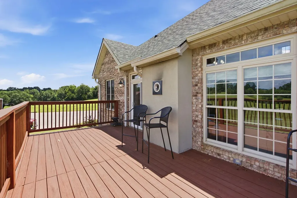 133 Levee Lane Hodgenville KY 42748