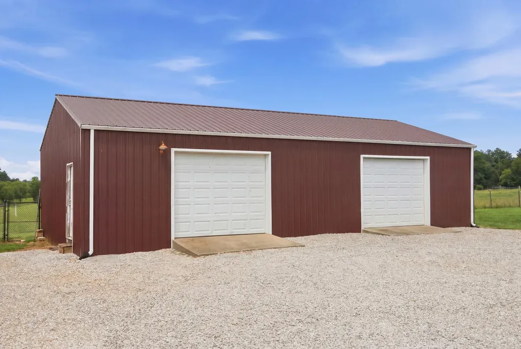 133 Levee Lane Hodgenville KY 42748