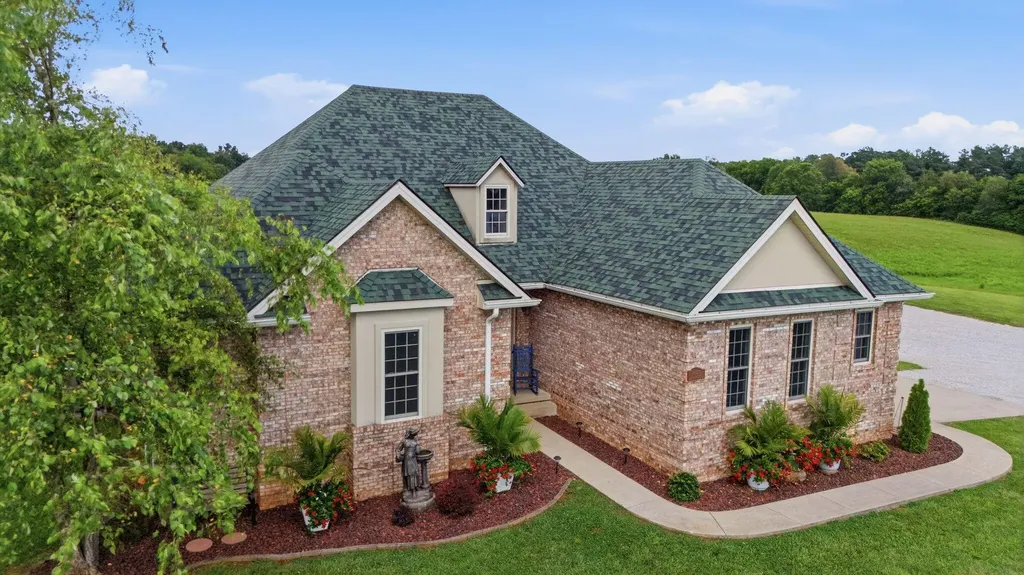 133 Levee Lane Hodgenville KY 42748