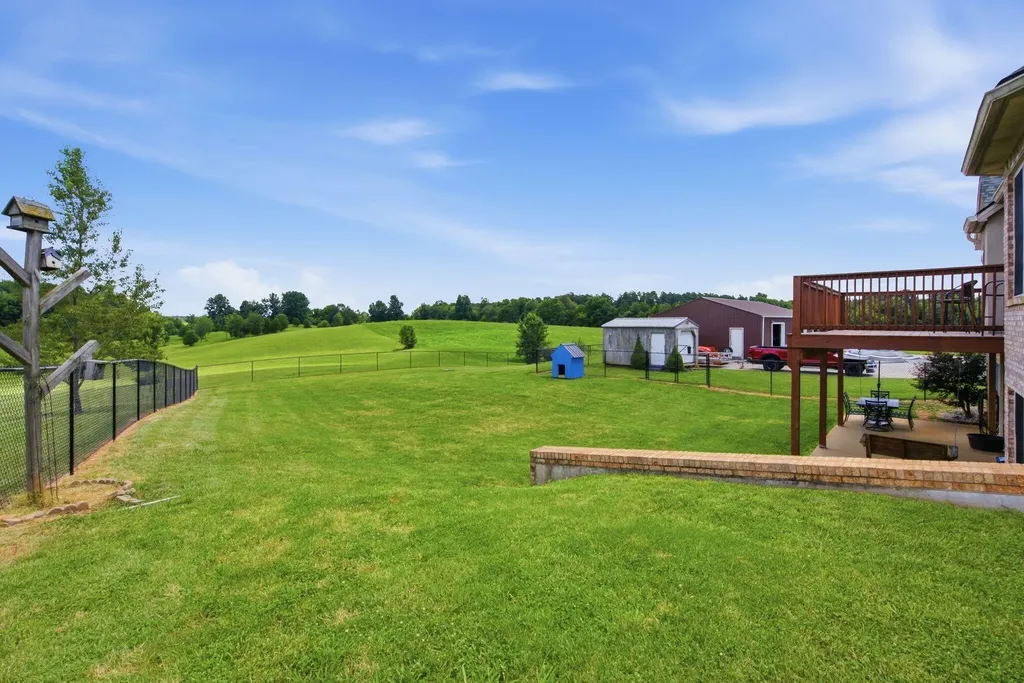 133 Levee Lane Hodgenville KY 42748