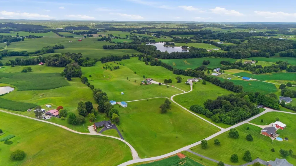 133 Levee Lane Hodgenville KY 42748