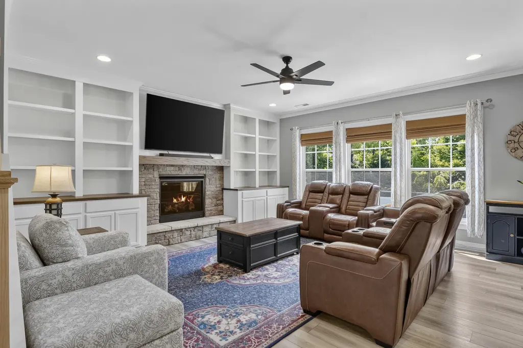 3581 Bay Springs Park Lexington KY 40509