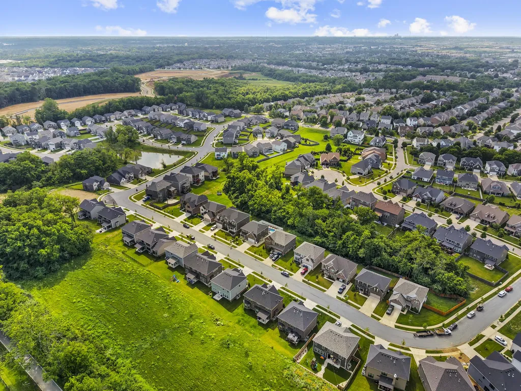 3581 Bay Springs Park Lexington KY 40509