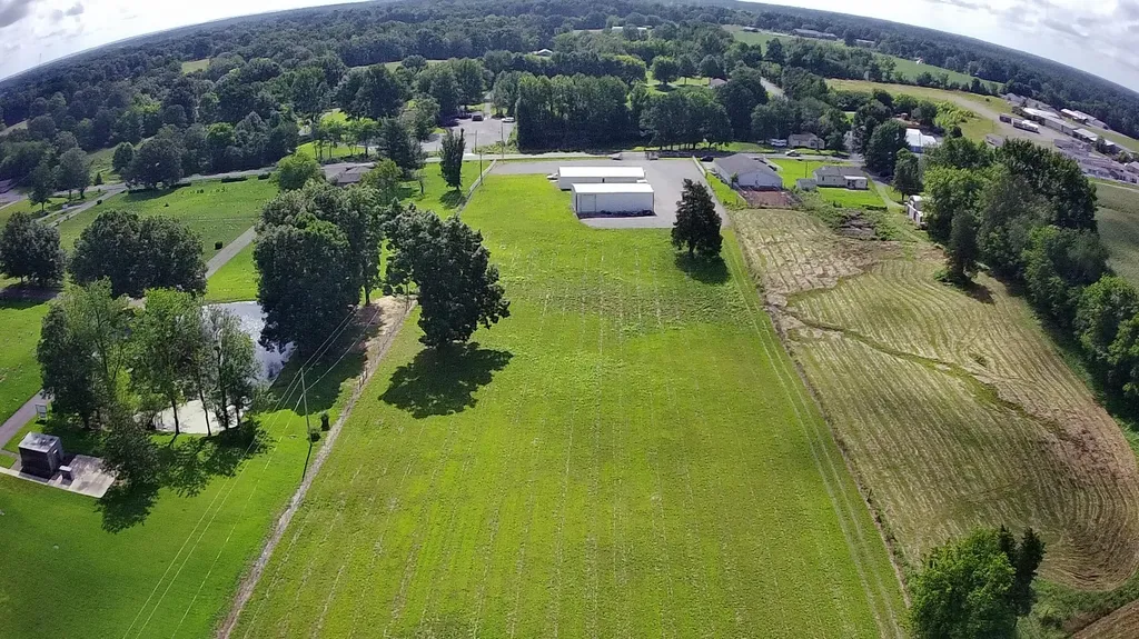 1851 U.s. 641 Benton KY 42025