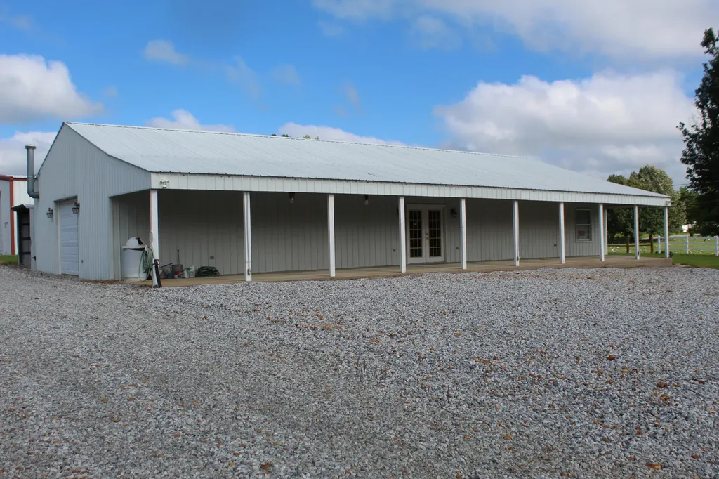 1851 U.s. 641 Benton KY 42025