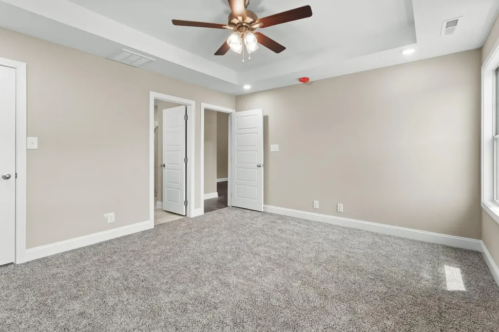 107 Kingston Court Oak Grove KY 42262