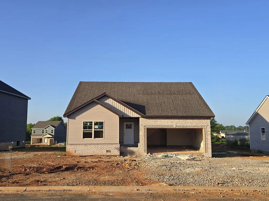 107 Kingston Court Oak Grove KY 42262