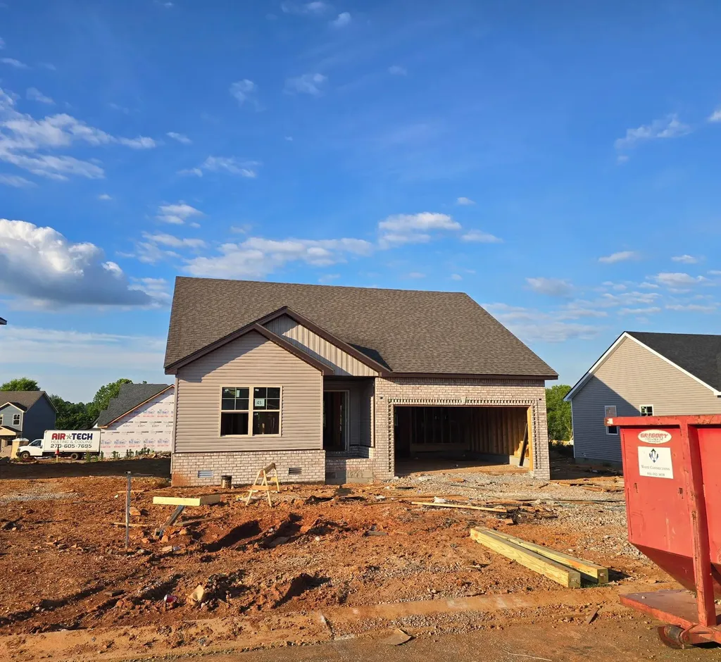 107 Kingston Court Oak Grove KY 42262