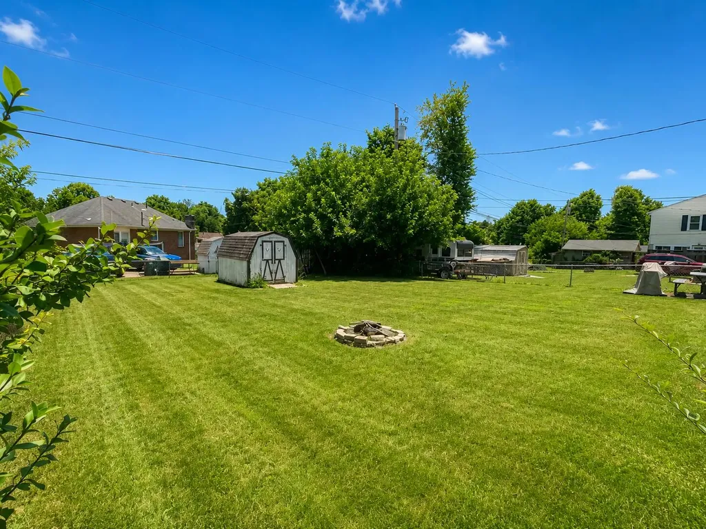 331 Mcdonald Drive Versailles KY 40383