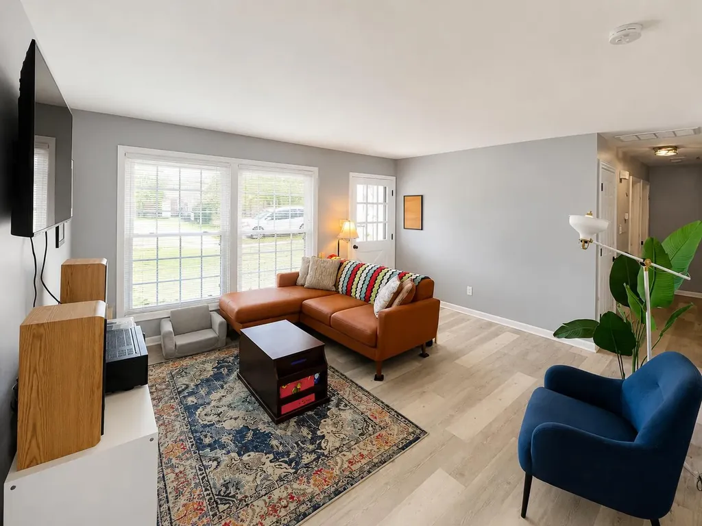 331 Mcdonald Drive Versailles KY 40383